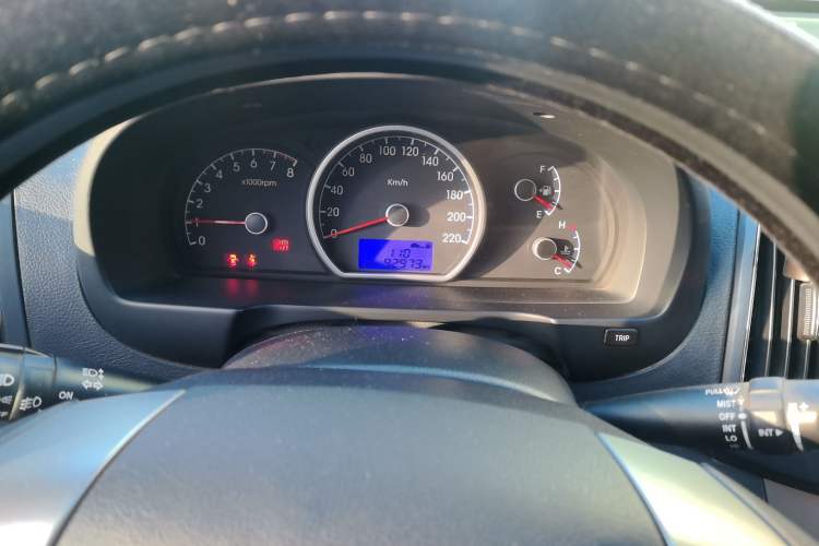 Used Hyundai Celesta 2011 1.6L Manual Luxury Model Instrument Cluster