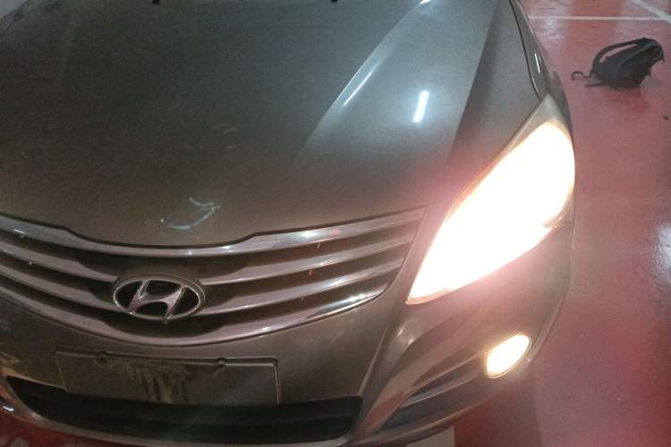 Used Hyundai Celesta 2011 1.6L Automatic Comfort Edition Left Front Headlight