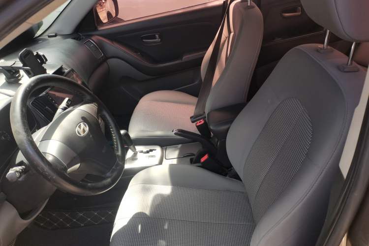 Used Hyundai Celesta 2011 1.6L Automatic Comfort Edition Left Front Seat