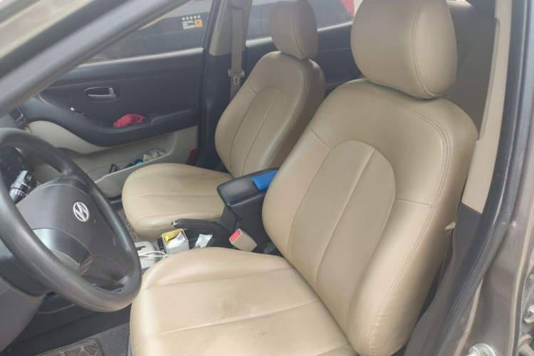 Used Hyundai Celesta 2011 1.6L Automatic Comfort Edition Left Front Seat