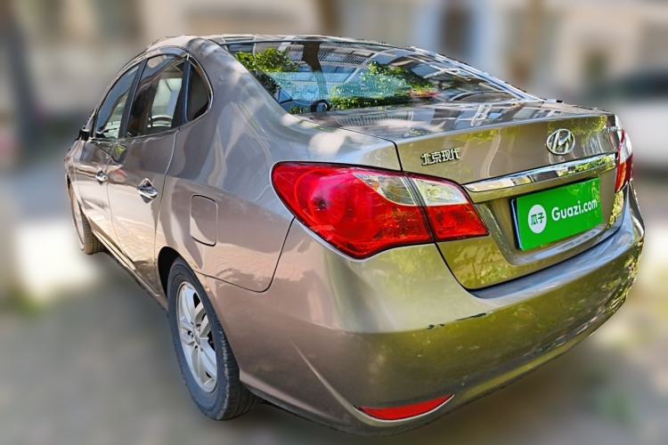 Used Hyundai Celesta 2011 1.6L Manual Luxury Model Rear Left 45 Deg