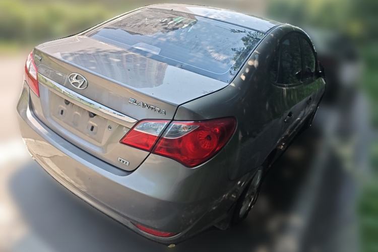 Used Hyundai Celesta 2011 1.6L Automatic Comfort Edition Rear Right 45 Deg