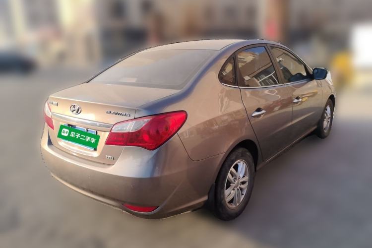 Used Hyundai Celesta 2011 1.6L Manual Luxury Model Rear Right 45 Deg