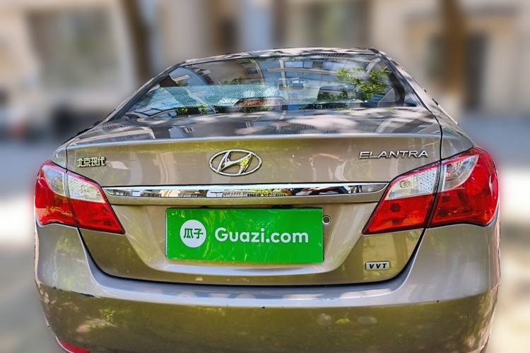Used Hyundai Celesta 2011 1.6L Manual Luxury Model Rear