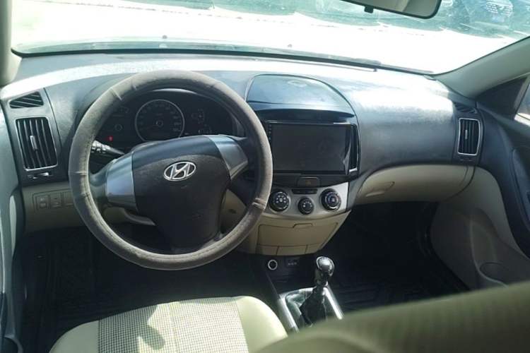 Used Hyundai Celesta 2011 1.6L Manual Comfort Edition Steering Wheel
