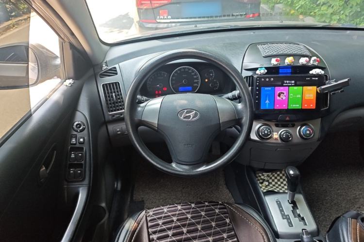 Used Hyundai Celesta 2011 1.6L Automatic Comfort Edition Steering Wheel
