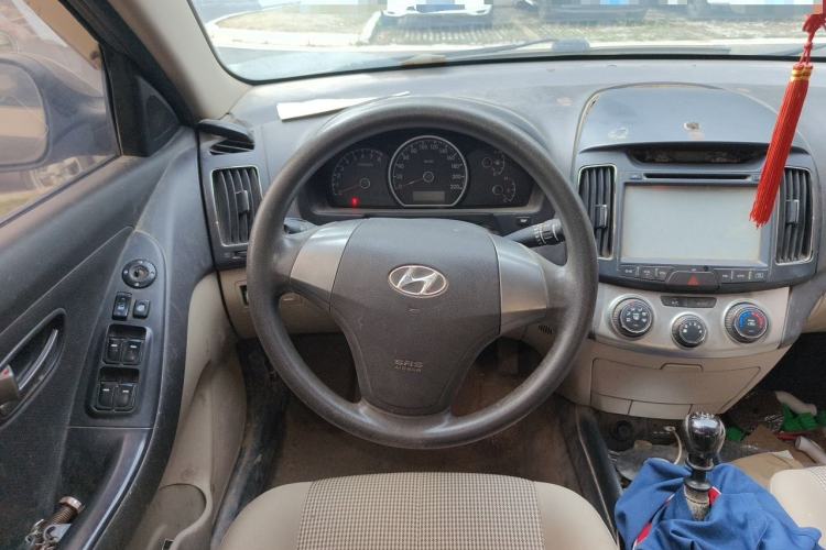 Used Hyundai Celesta 2011 1.6L Manual Comfort Edition Steering Wheel