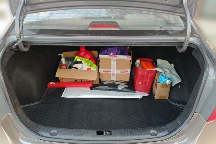 Used Hyundai Celesta 2011 1.6L Manual Comfort Edition Trunk
