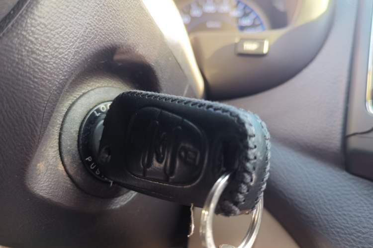 Used Hyundai Celesta 2011 1.6L Automatic Luxury Version Vehicle Key