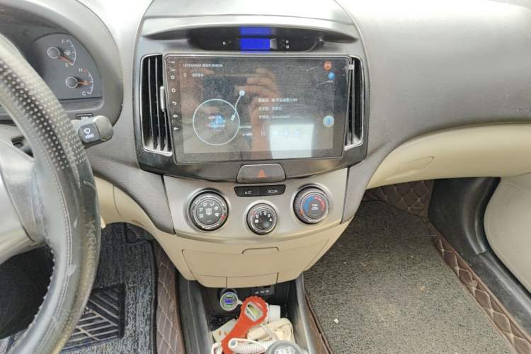 Used Hyundai Celesta 2015 1.6L Manual Comfort Model Audio And AC Panel