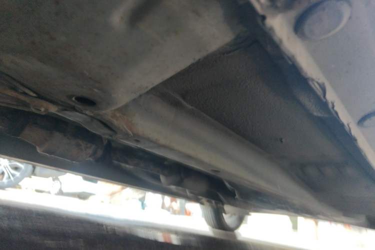 Used Hyundai Celesta 2015 1.6L Manual Comfort Model Chassis Rear Left