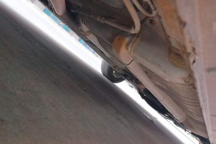 Used Hyundai Celesta 2015 1.6L Automatic Luxury Model Chassis Rear Right