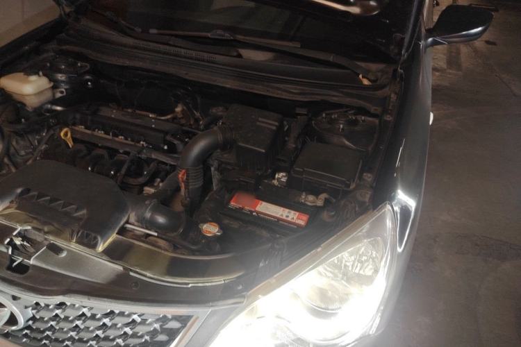 Used Hyundai Celesta 2015 1.6L Automatic Comfort Model Engine Bay Left