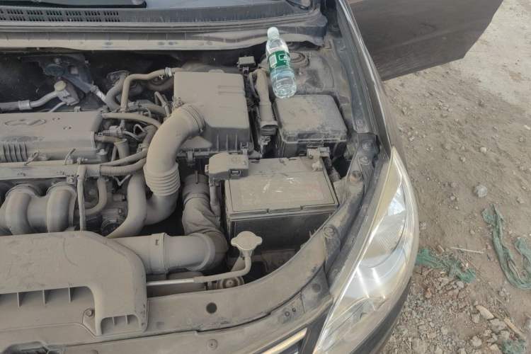Used Hyundai Celesta 2015 1.6L Manual Comfort Model Engine Bay Left
