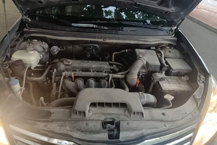 Used Hyundai Celesta 2015 1.6L Automatic Luxury Model Engine Bay