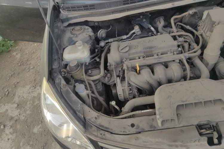 Used Hyundai Celesta 2015 1.6L Manual Comfort Model Engine Bay Right