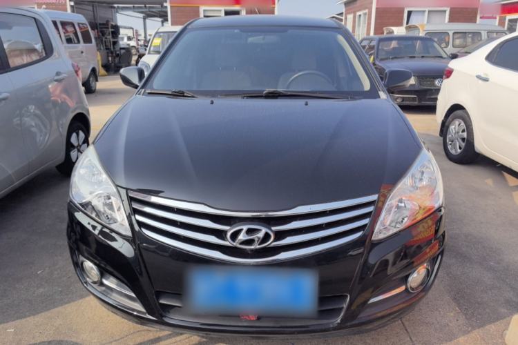 Used Hyundai Celesta 2015 1.6L Manual Comfort Model Exterior 1
