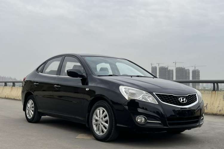 Used Hyundai Celesta 2015 1.6L Automatic Comfort Model Exterior 2
