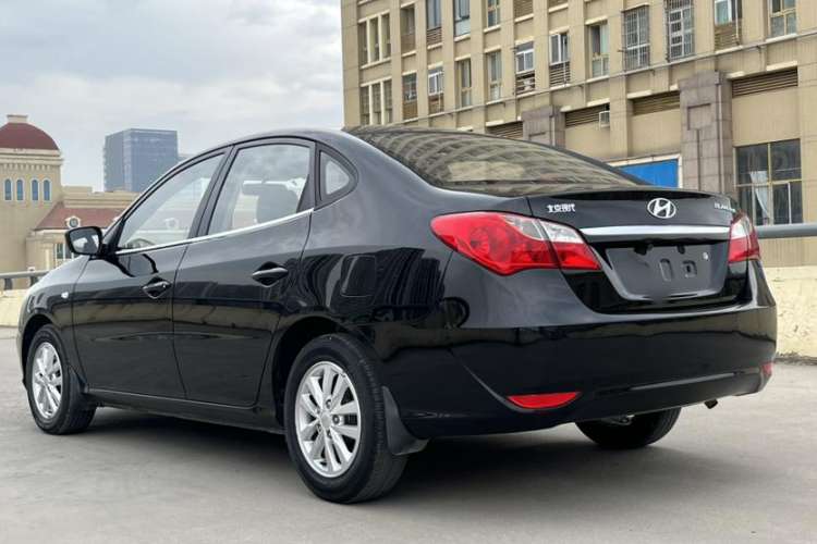 Used Hyundai Celesta 2015 1.6L Automatic Comfort Model Exterior 3