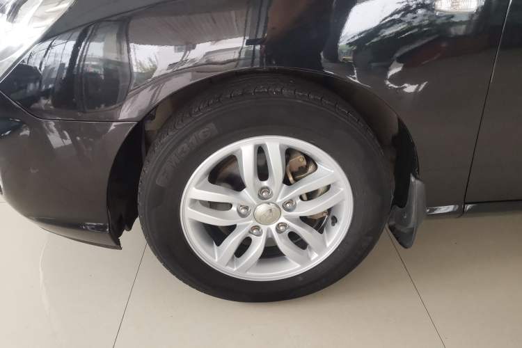 Used Hyundai Celesta 2015 1.6L Automatic Comfort Model Exterior 7