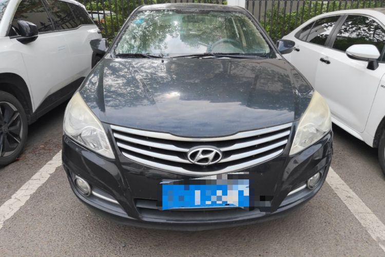 Used Hyundai Celesta 2015 1.6L Manual Comfort Model Front