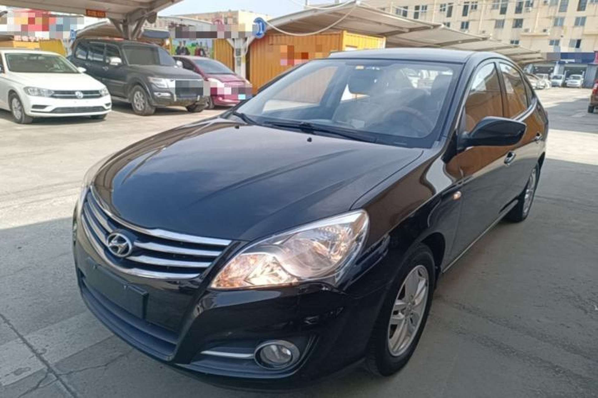 Used Hyundai Celesta 2015 1.6L Manual Comfort Model Front Left 45 Deg