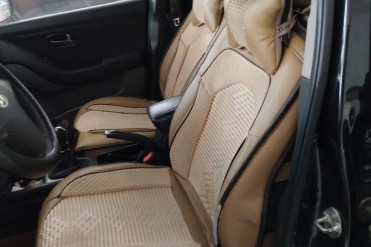 Used Hyundai Celesta 2015 1.6L Manual Comfort Model Left Front Seat