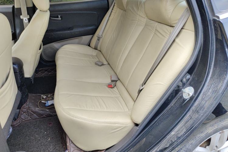Used Hyundai Celesta 2015 1.6L Manual Comfort Model Left Rear Seat