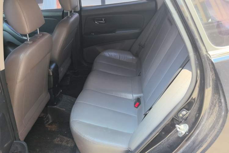 Used Hyundai Celesta 2015 1.6L Automatic Luxury Model Left Rear Seat
