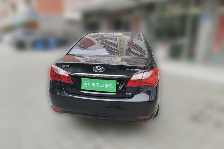 Used Hyundai Celesta 2015 1.6L Manual Comfort Model Rear
