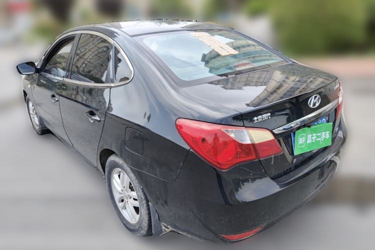 Used Hyundai Celesta 2015 1.6L Manual Comfort Model Rear Left 45 Deg