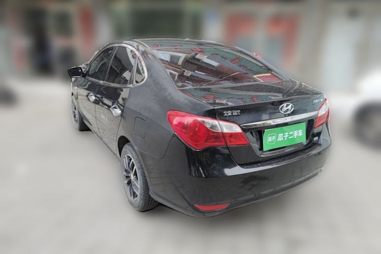 Used Hyundai Celesta 2015 1.6L Manual Comfort Model Rear Left 45 Deg