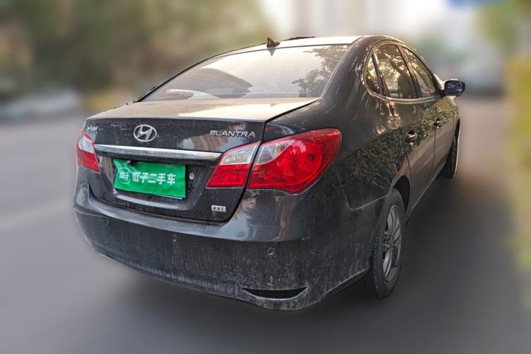 Used Hyundai Celesta 2015 1.6L Manual Comfort Model Rear Right 45 Deg
