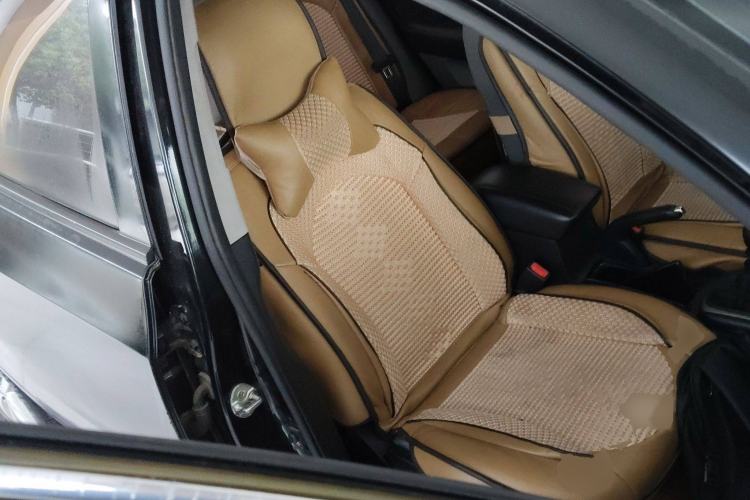Used Hyundai Celesta 2015 1.6L Manual Comfort Model Right Front Seat