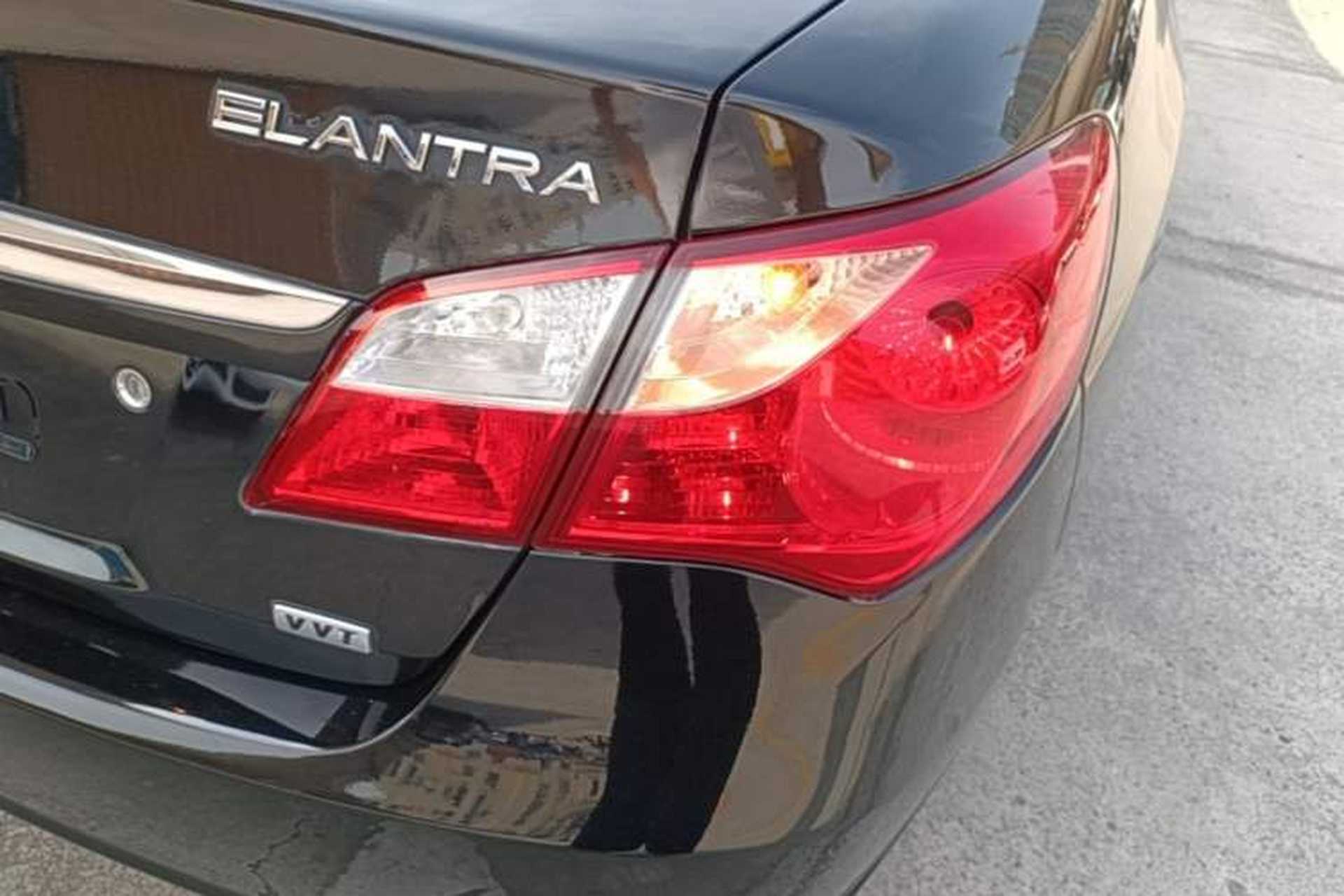 Used Hyundai Celesta 2015 1.6L Manual Comfort Model Right Rear Taillight