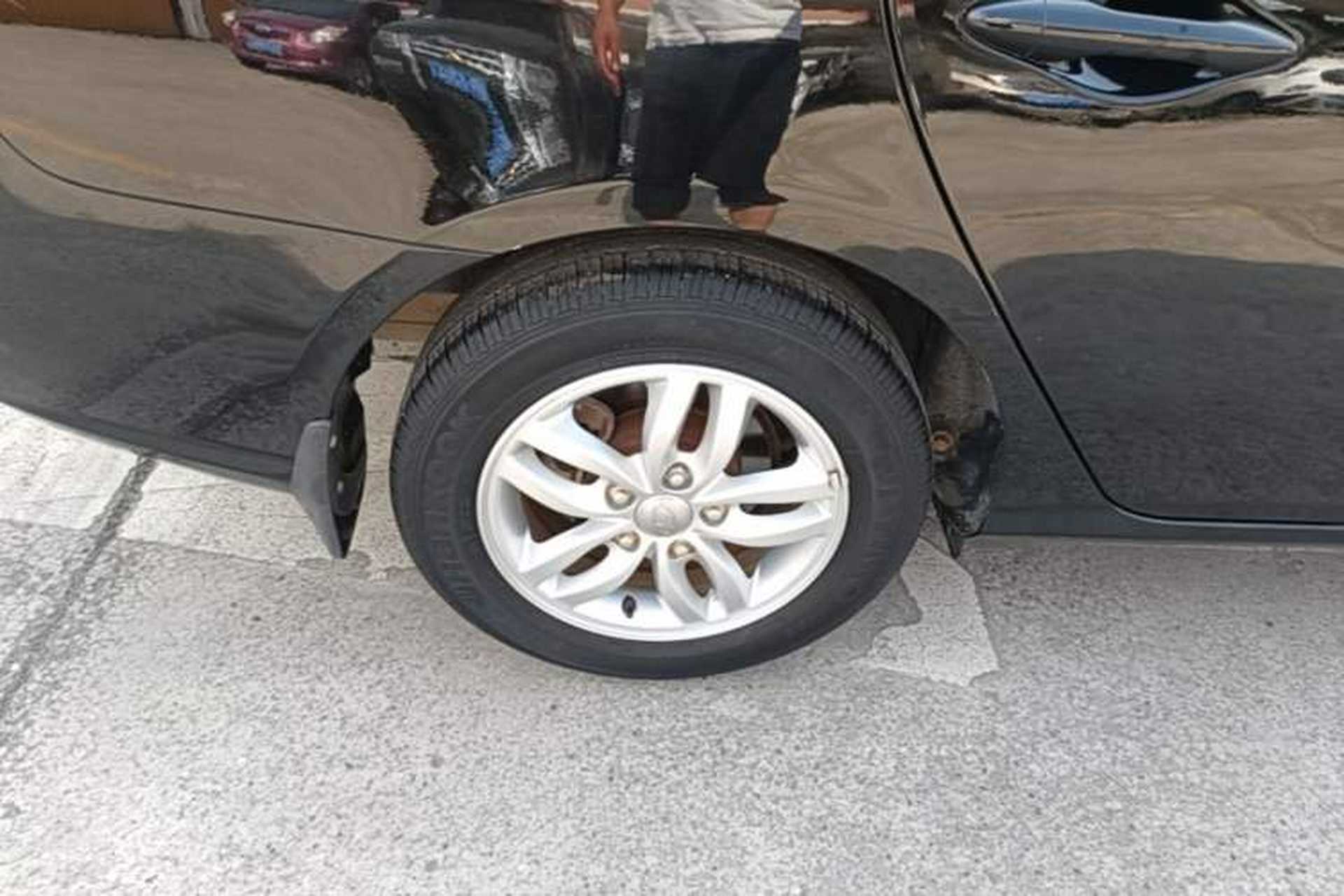 Used Hyundai Celesta 2015 1.6L Manual Comfort Model Right Rear Wheel Hub