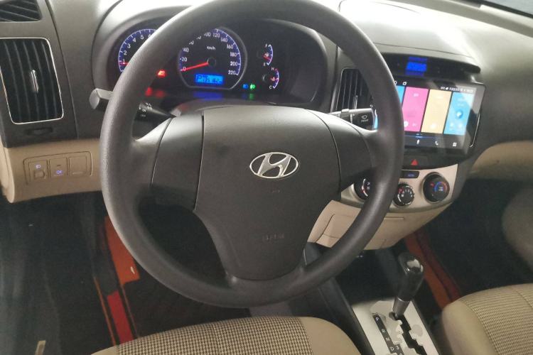 Used Hyundai Celesta 2015 1.6L Automatic Comfort Model Steering Wheel