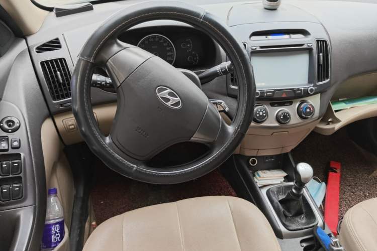 Used Hyundai Celesta 2015 1.6L Manual Comfort Model Steering Wheel