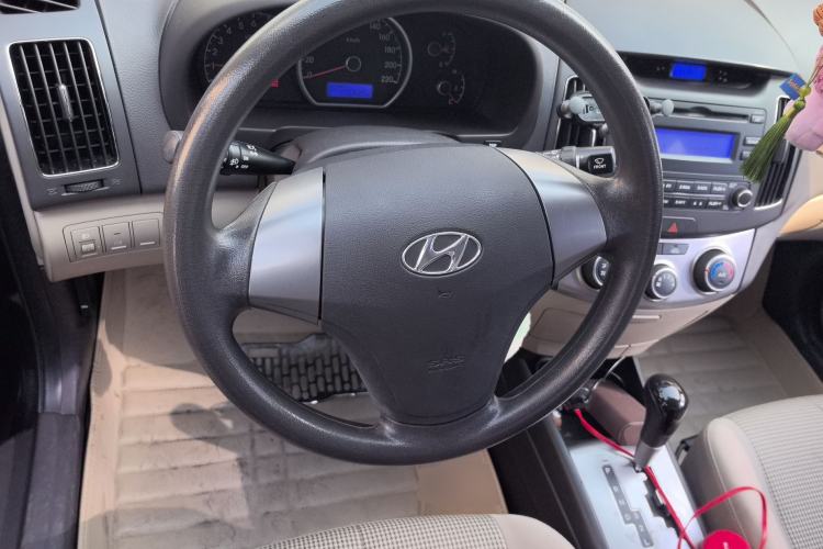 Used Hyundai Celesta 2015 1.6L Automatic Comfort Model Steering Wheel