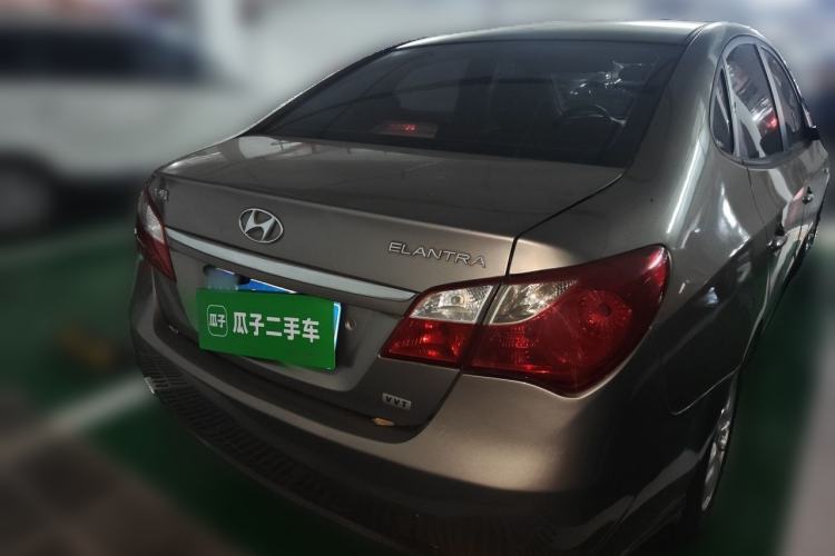 Used Hyundai Celesta 2015 1.6L Manual Comfort Model Rear