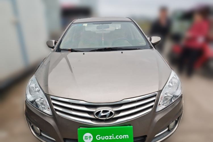 Used Hyundai Celesta 2015 1.6L Automatic Comfort Model Exterior 1