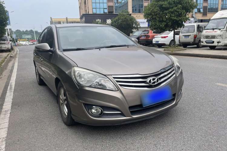 Used Hyundai Celesta 2015 1.6L Automatic Luxury Model Exterior 2