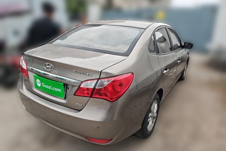 Used Hyundai Celesta 2015 1.6L Automatic Comfort Model Exterior 5