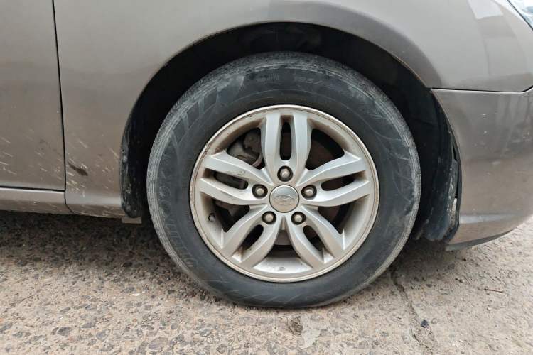 Used Hyundai Celesta 2015 1.6L Automatic Comfort Model Exterior 7
