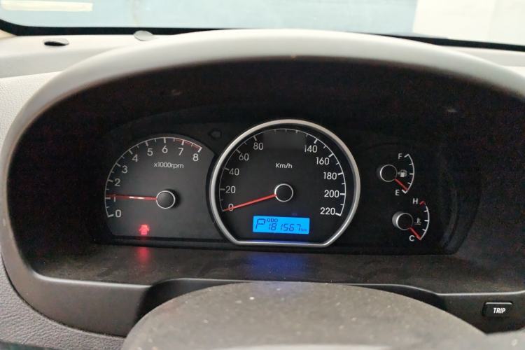 Used Hyundai Celesta 2015 1.6L Automatic Comfort Model Instrument Cluster