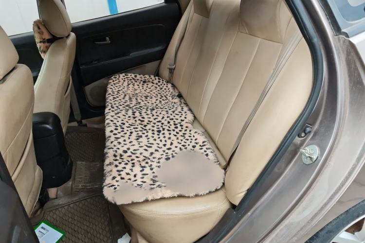 Used Hyundai Celesta 2015 1.6L Automatic Comfort Model Interior 4