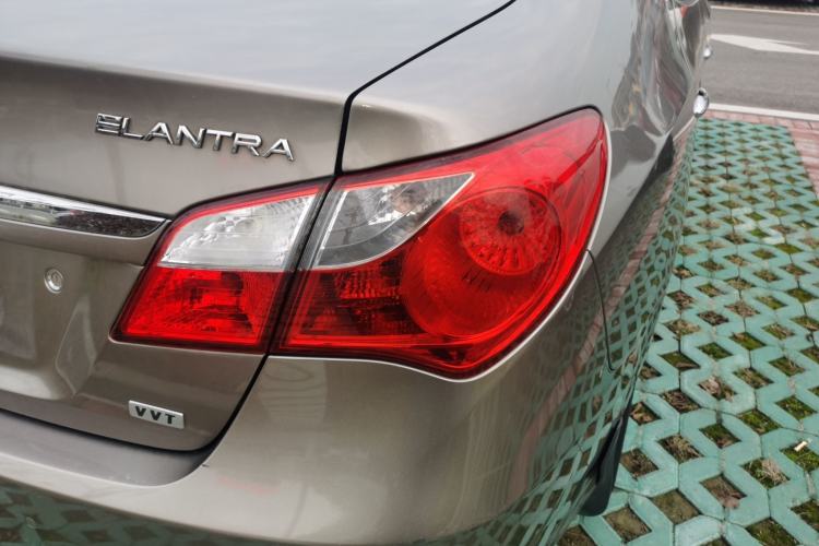 Used Hyundai Celesta 2015 1.6L Automatic Luxury Model Right Rear Taillight