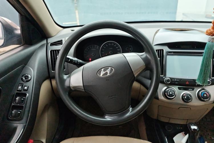 Used Hyundai Celesta 2015 1.6L Automatic Comfort Model Steering Wheel
