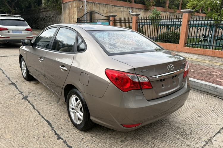 Used Hyundai Celesta 2015 1.6L Automatic Comfort Model Exterior 3