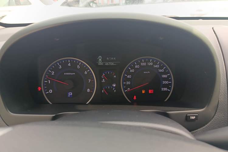 Used Hyundai Celesta 2015 1.6L Automatic Luxury Model Instrument Cluster